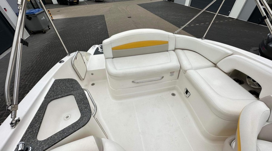 Chaparral 224 Sunesta