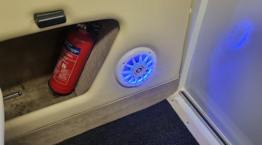 Hele dikke Mariah Z258 Shabah met 7,4 MPI Bravo III met 310pk (BOMVOL!)