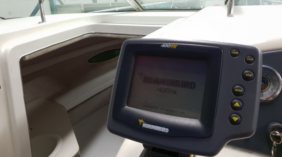 Sea Ray 215 Express Cruiser