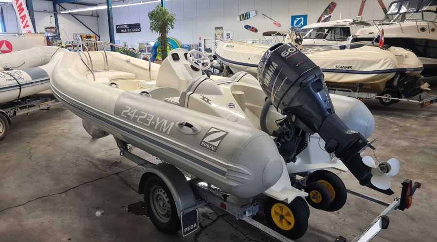 Zodiac Yachtline 470 DeLuxe