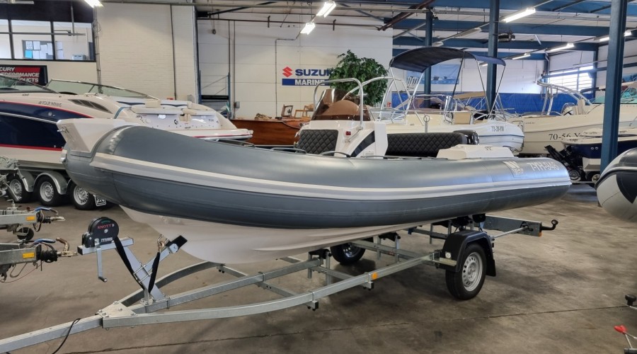 Tiger Marine Sportline 520 RIB met hypalon tubes, Suzuki DF60A en trailer